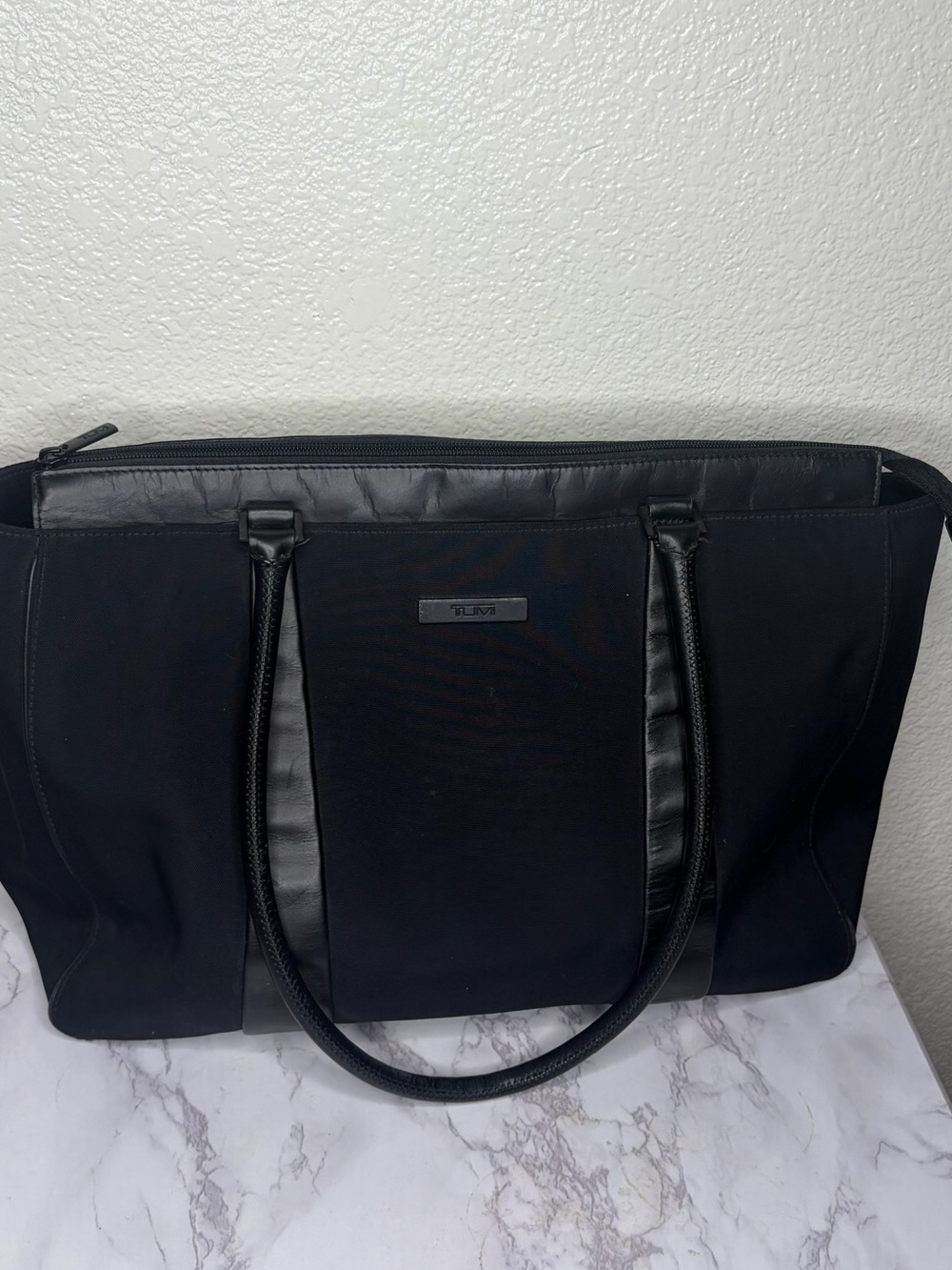 Tumi Black Men's Tote Bag with Leather Trim